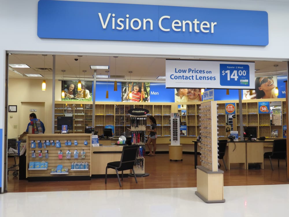 Óptica de National Vision en un centro de Walmart.